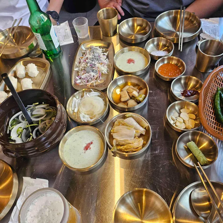 돈백꽃 대표 사진