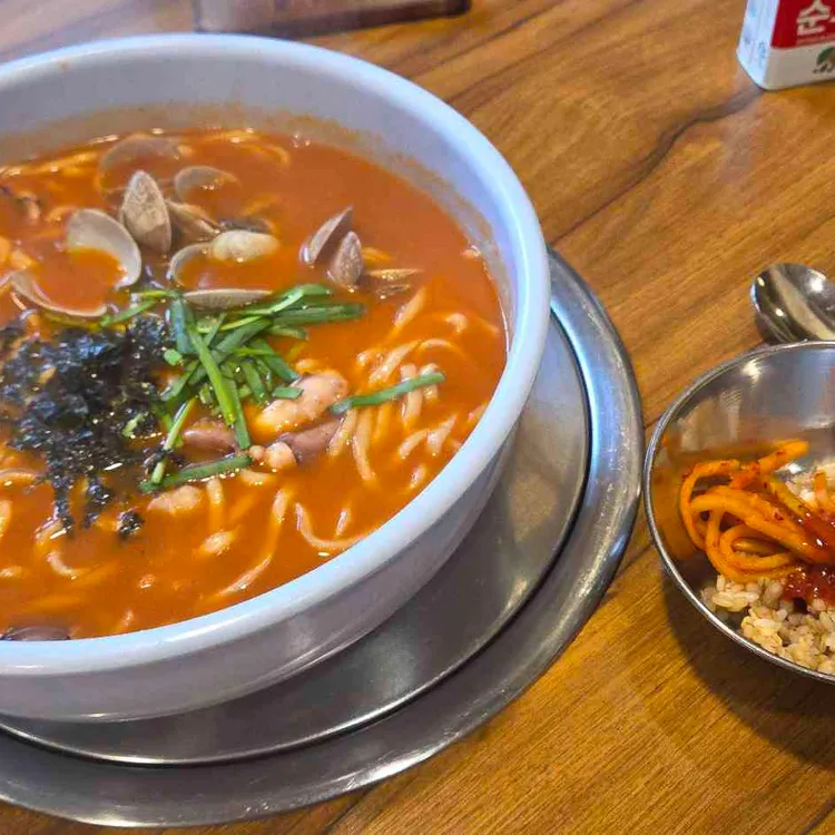 다선칼국수 사진