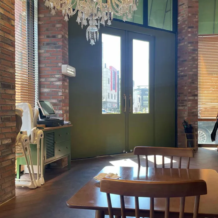 브리즈 대표 사진