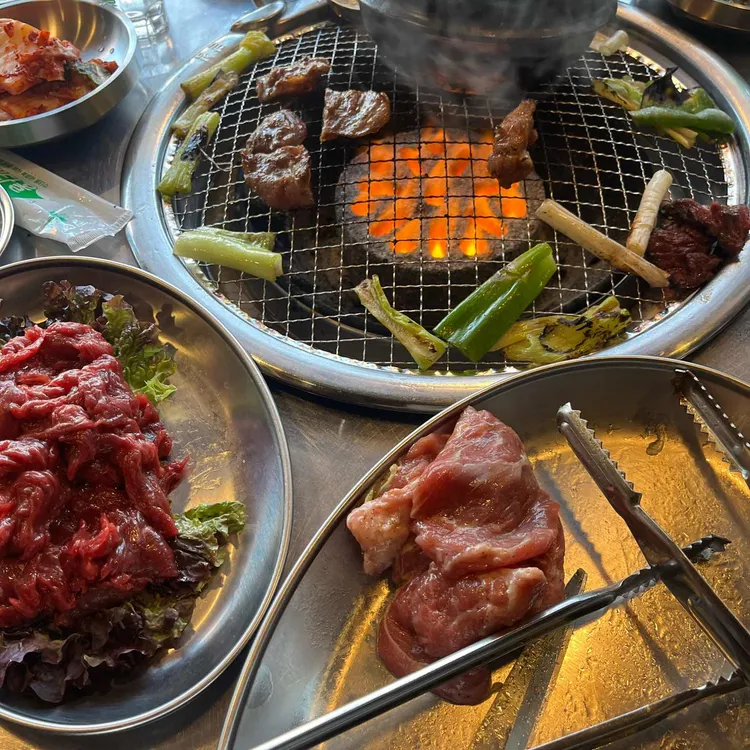 쌍둥이네 안창살 대표 사진