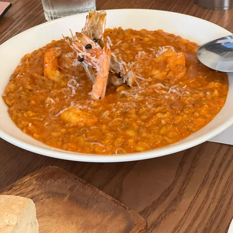 아리비스트로 대표 사진