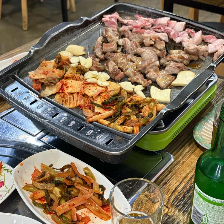 짜글이와 뒷고기 대표 사진