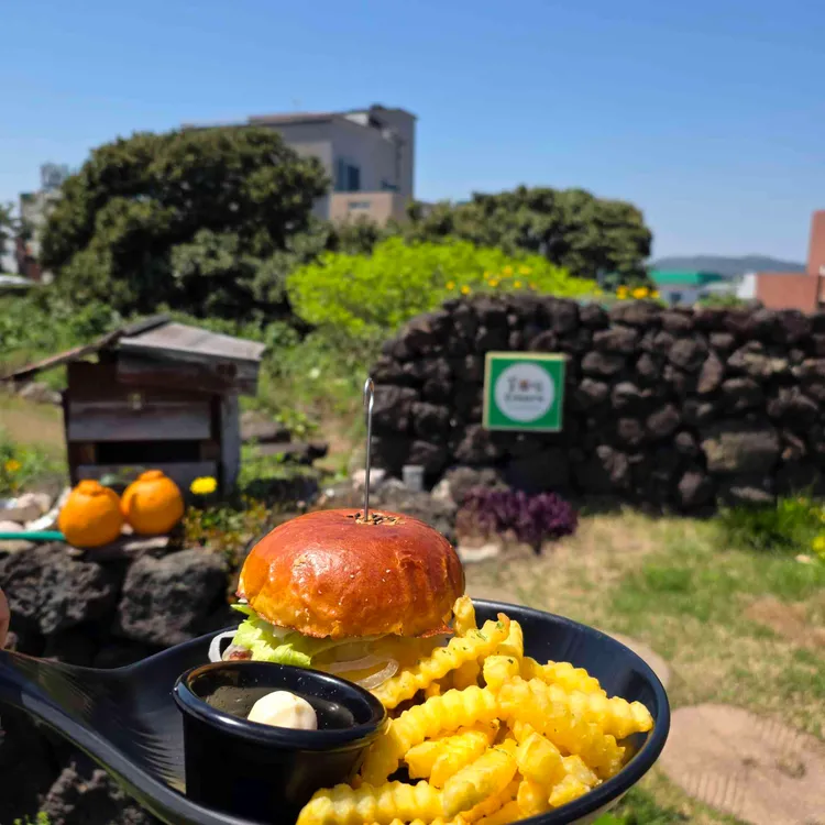 꽃담수제버거 사진