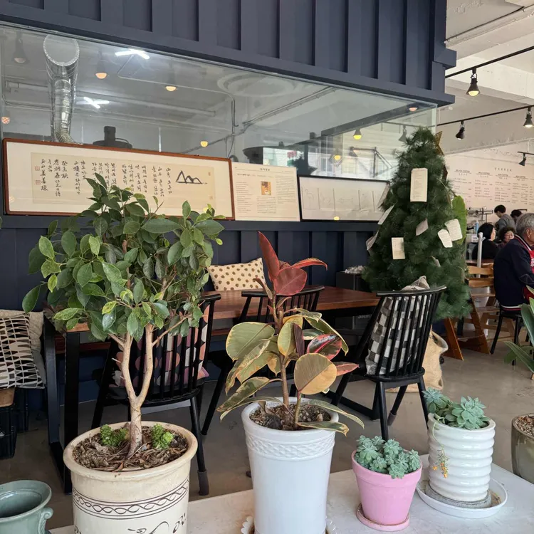 엠커피팩토리 대표 사진