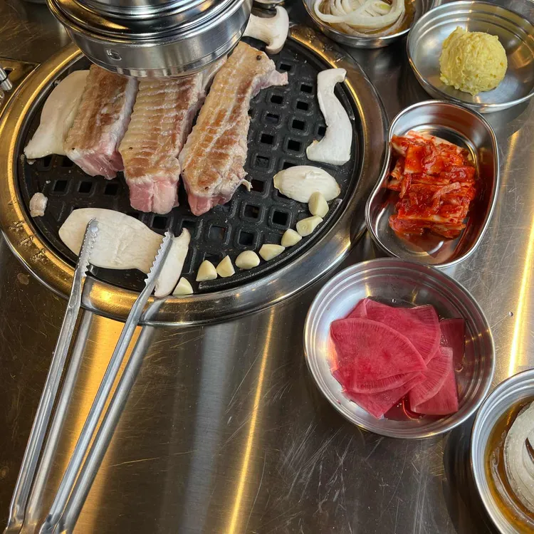 고담집 대표 사진