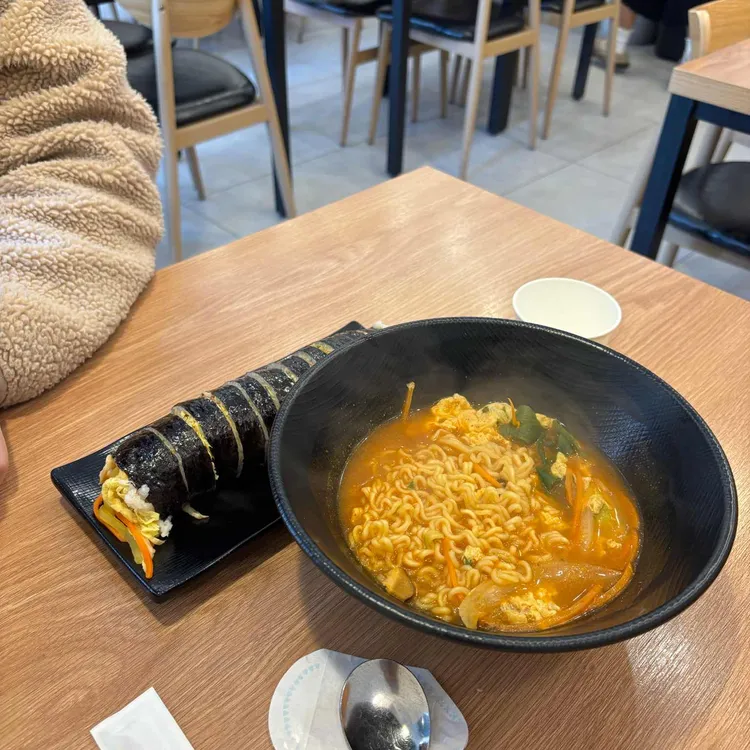 제니앤김밥 대표 사진