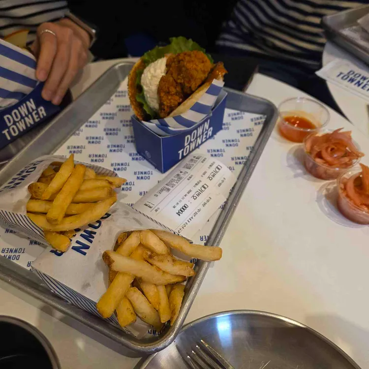 다운타우너 사진