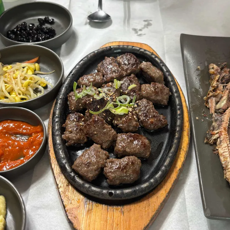 우렁각시 쌈밥 사진