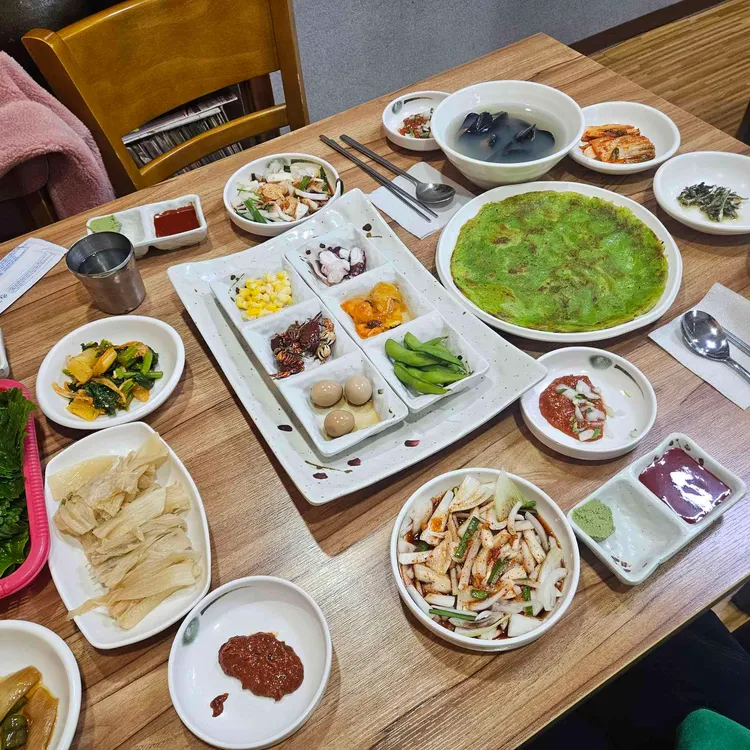자리돔횟집 사진