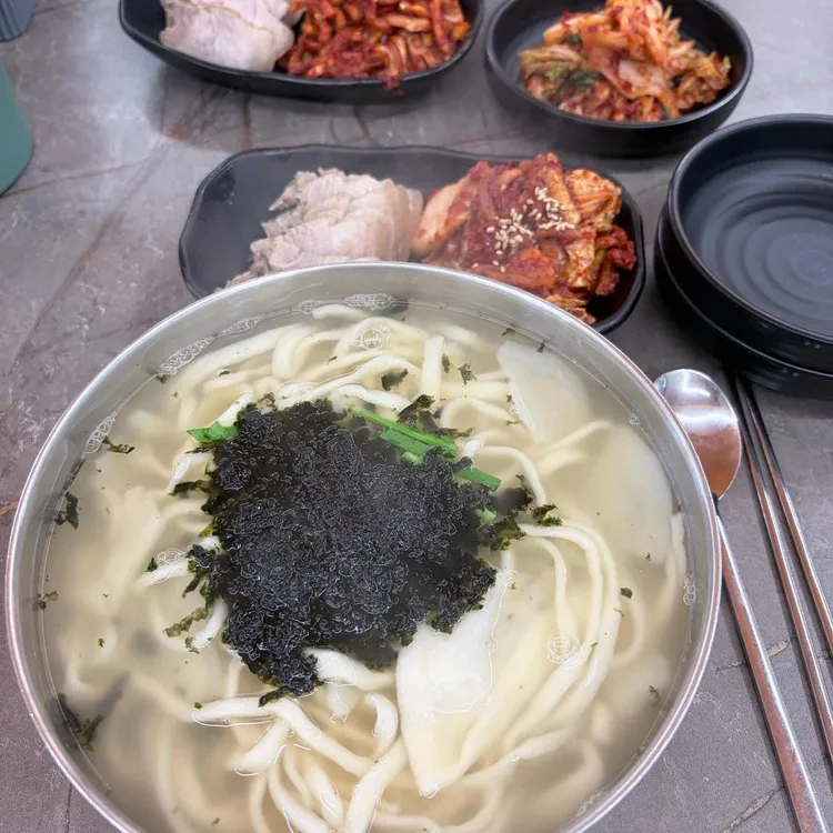 김경자 원조손칼국수&보쌈 사진
