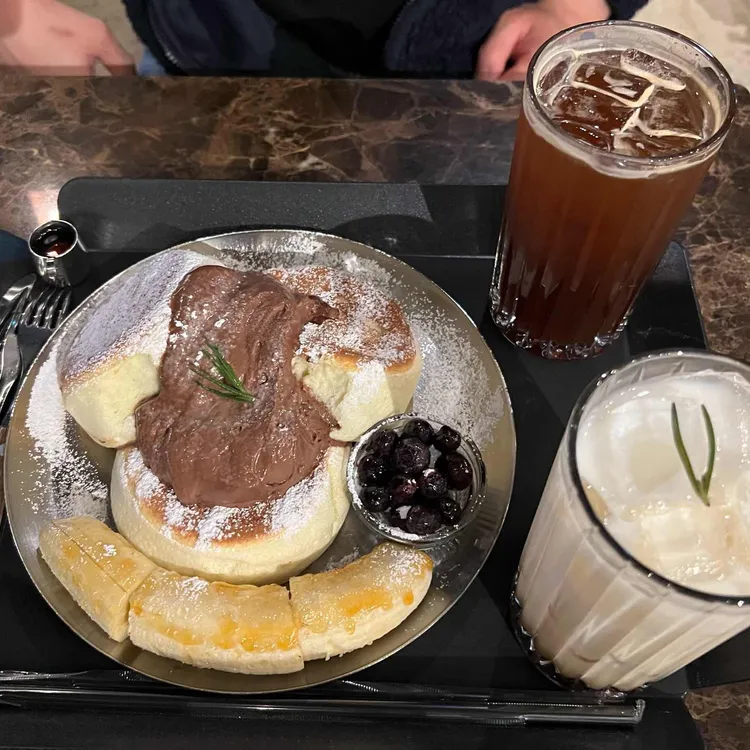 젠젠 사진