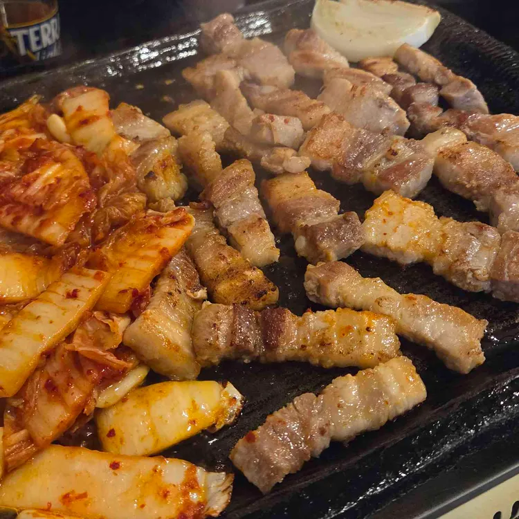 신김치생삼겹살 사진