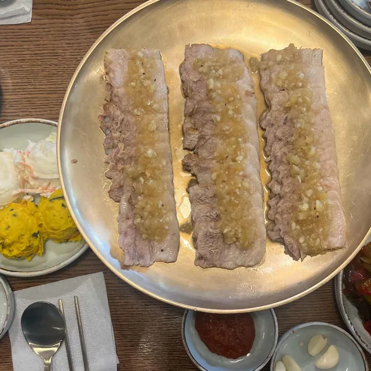 남자마늘보쌈 사진