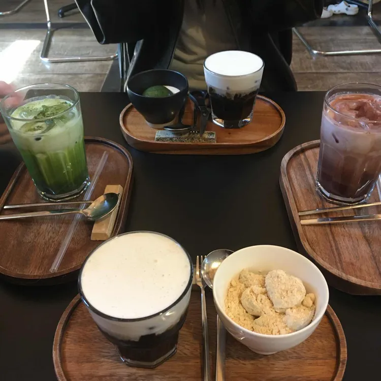 돌창고 프로젝트 사진
