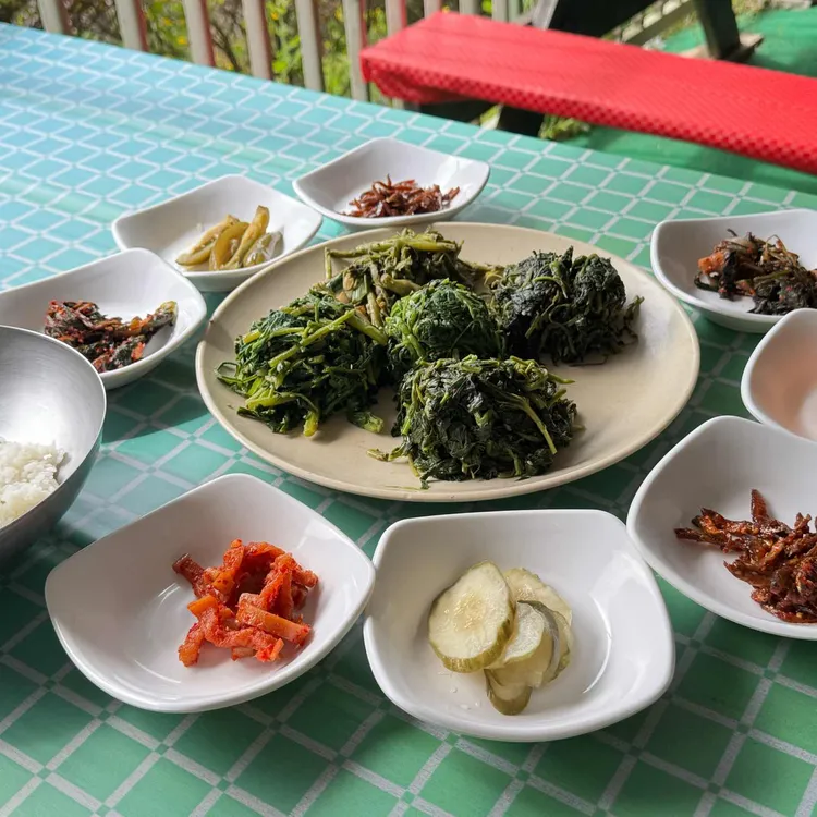 산삼오골계탕