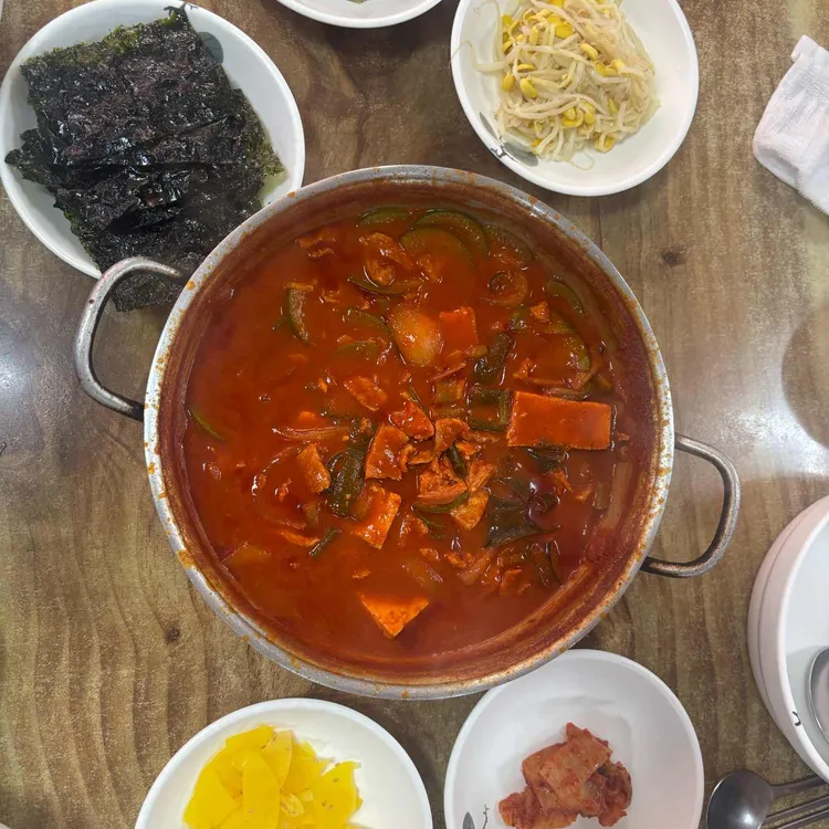 엄마네 돼지찌개 사진