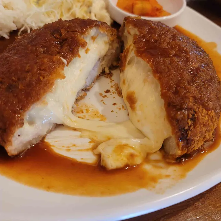 돈까스잔치 사진