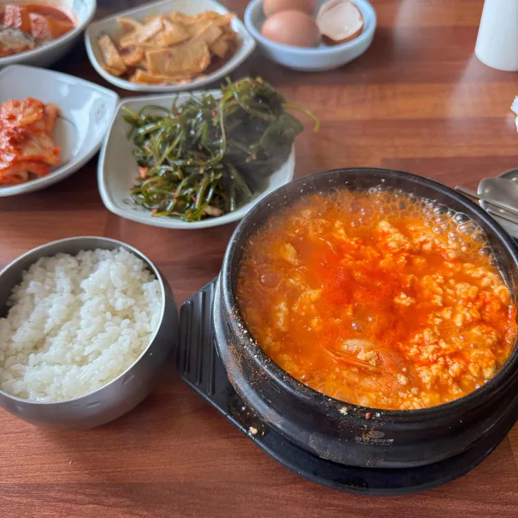 전통맷돌순두부 사진