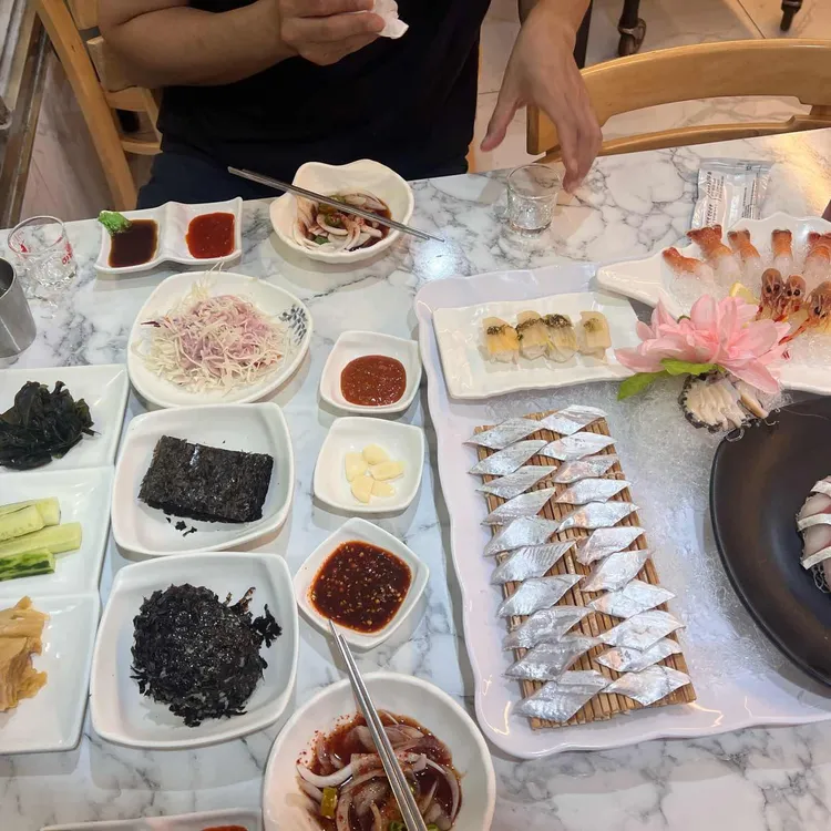 성산일출봉 아시횟집 사진