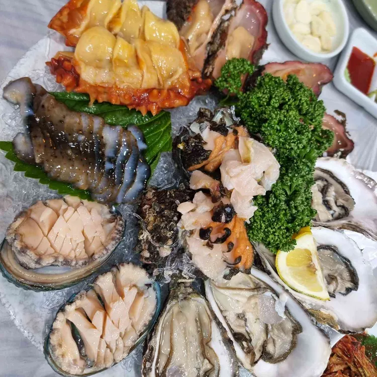 한라눈꽃눈꽃치킨(반마리)