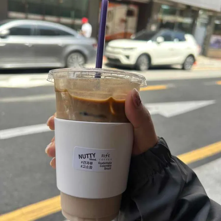 라이즈커피 대표 사진