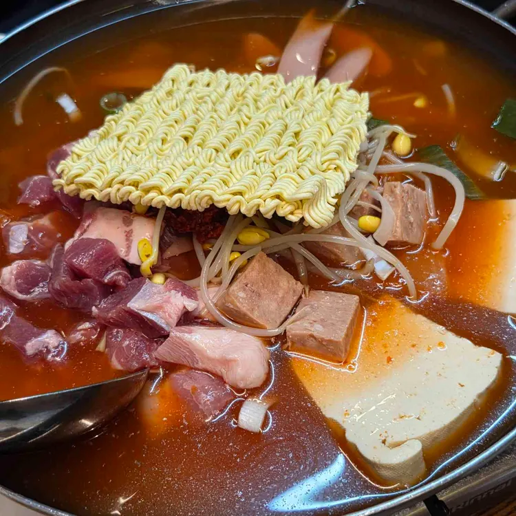 김삼보 사진