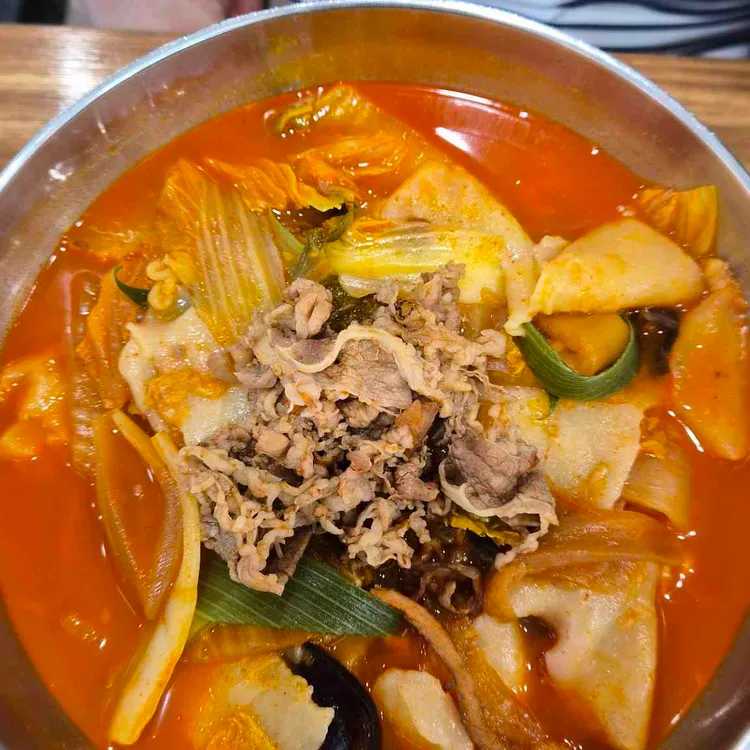 홍두깨손칼국수 대표 사진