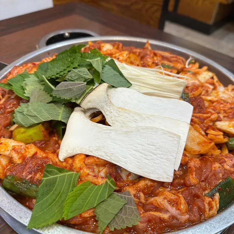 트러플 크림치즈 가든