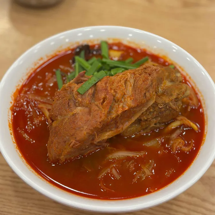 큰집 뼈대있는짬뽕 사진