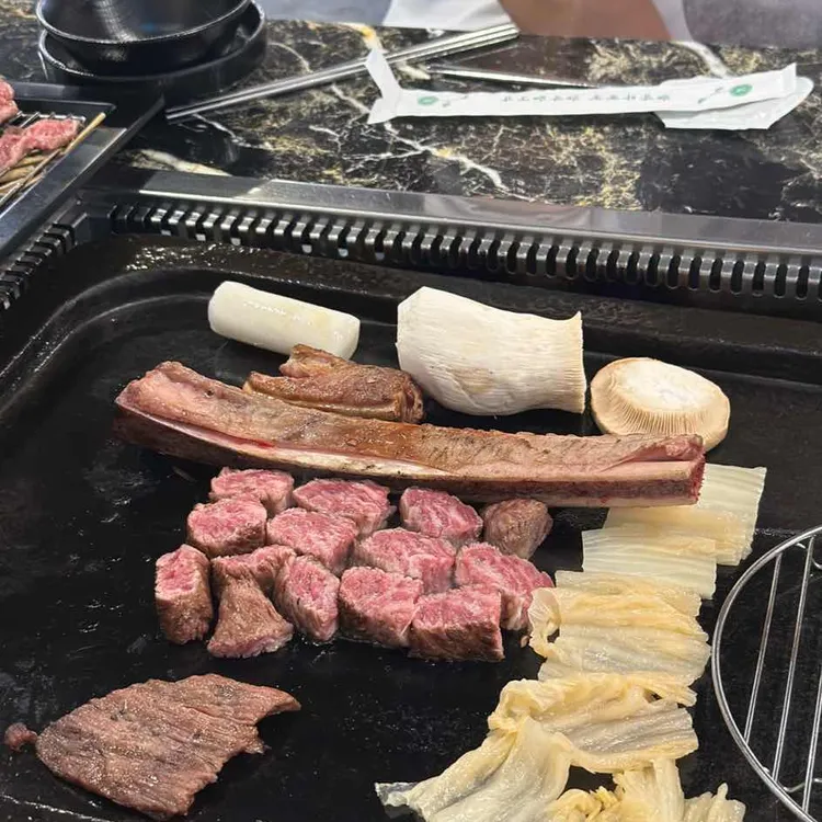 삼돌박이수라육간 사진