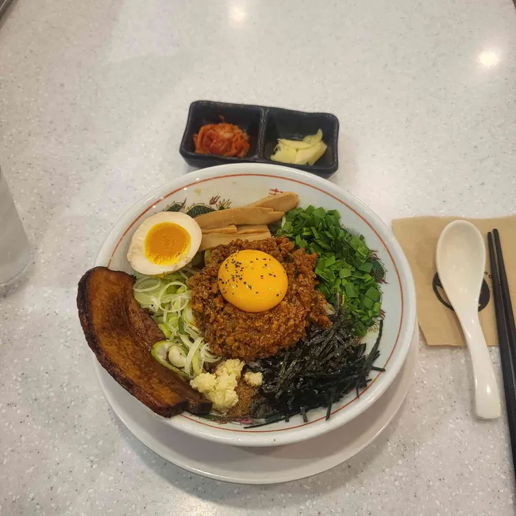 지로우라멘 사진
