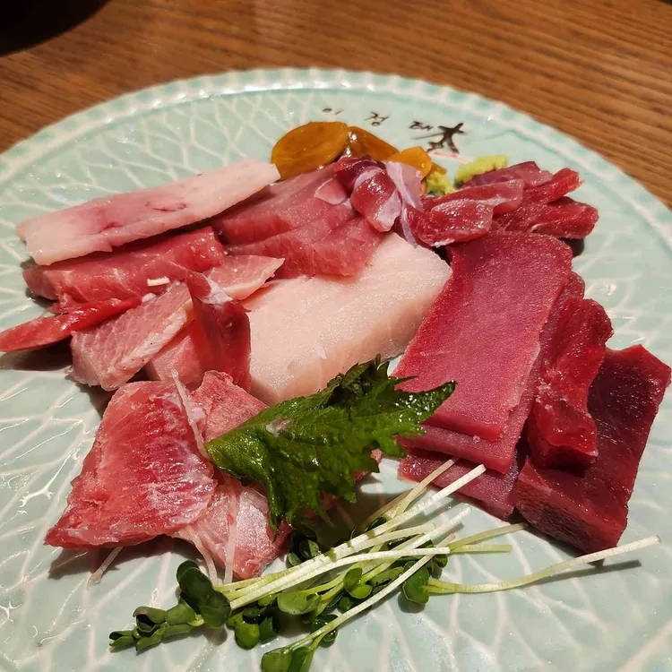 본참치 사진