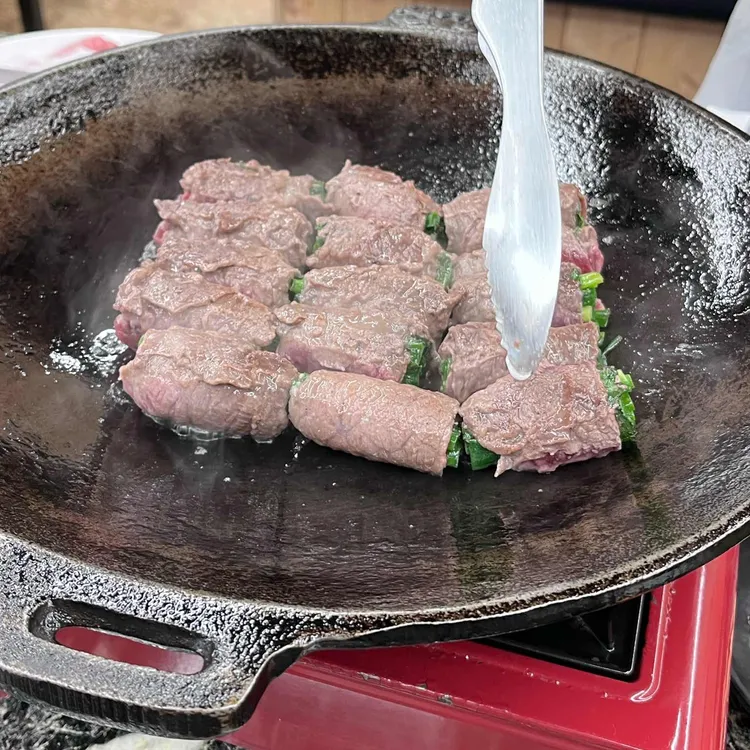 박순례손말이고기 산정집 사진