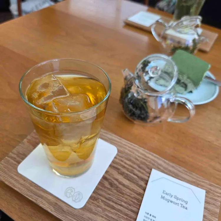 맥파이앤타이거 성수티룸 사진