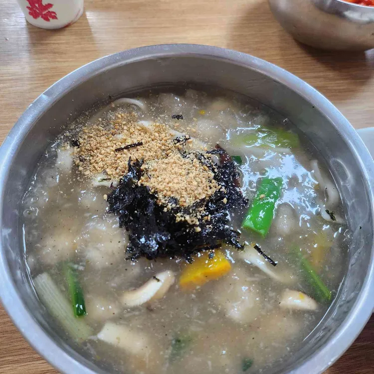 감자바우 장칼국수 사진