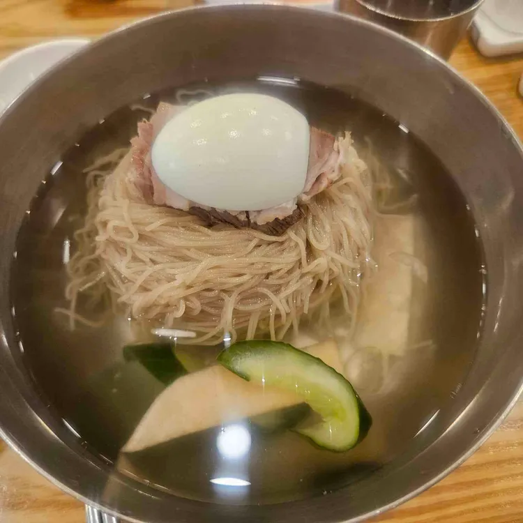 제육 반접시