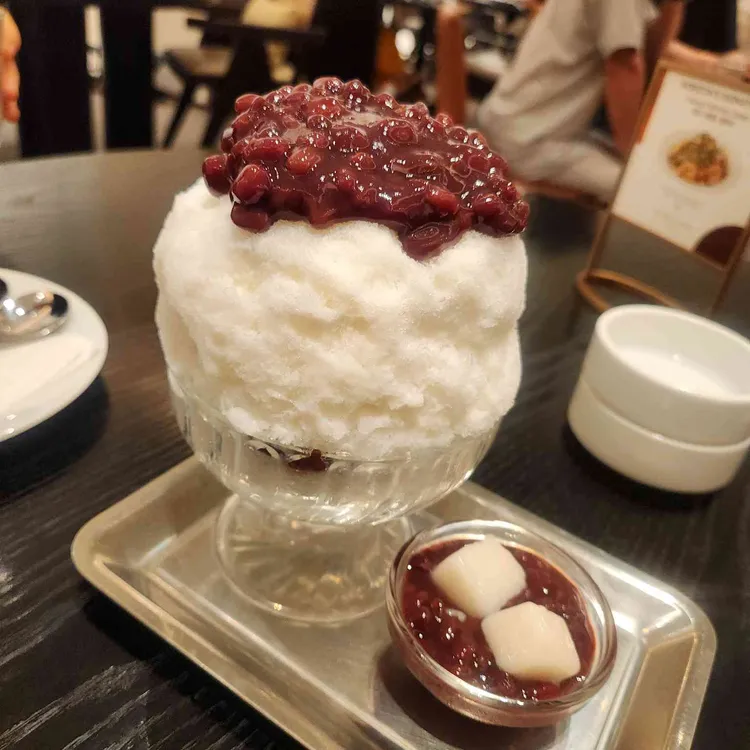 셉트 생크림 케이크