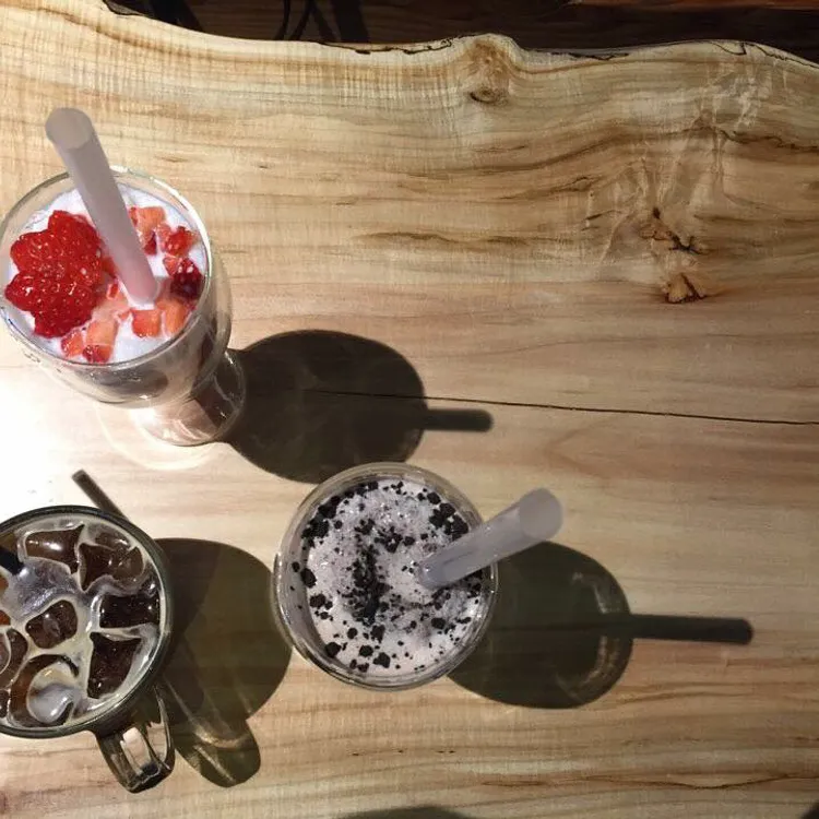 쿼드 (Quad) 대표 사진