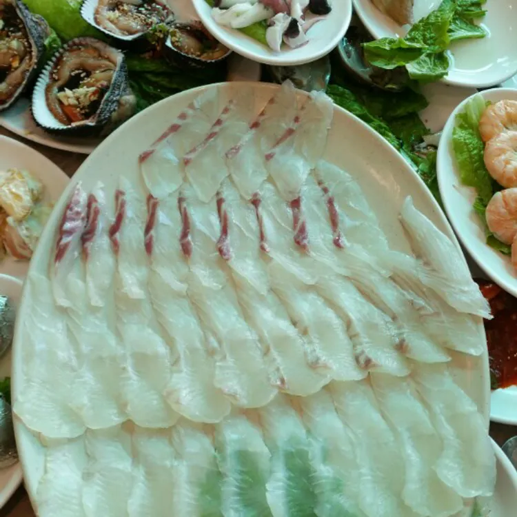 육자매수산횟집 대표 사진