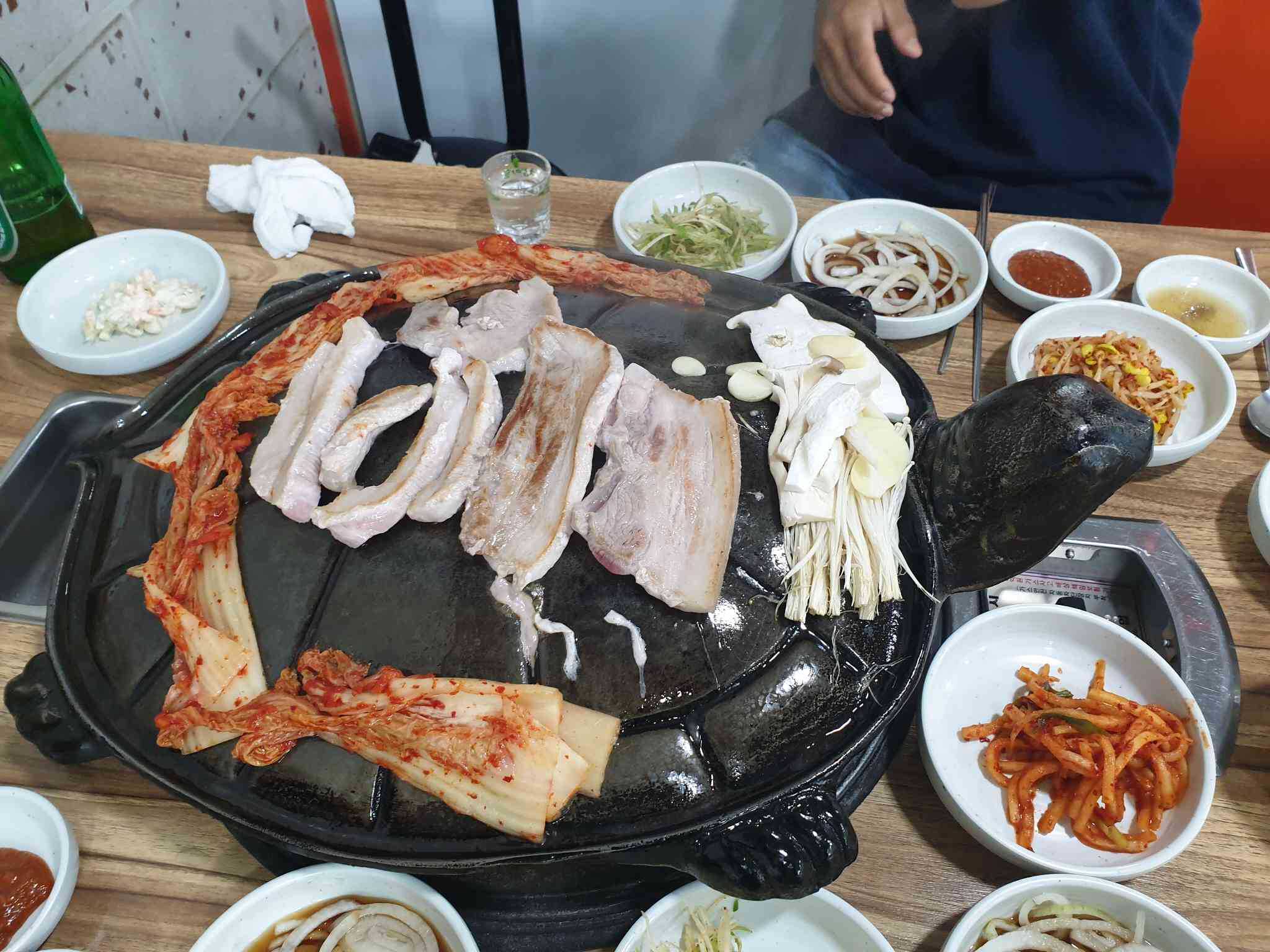 20대 분식 고깃집 24시영업 빅데이터 맛집 검색결과 - 다이닝코드