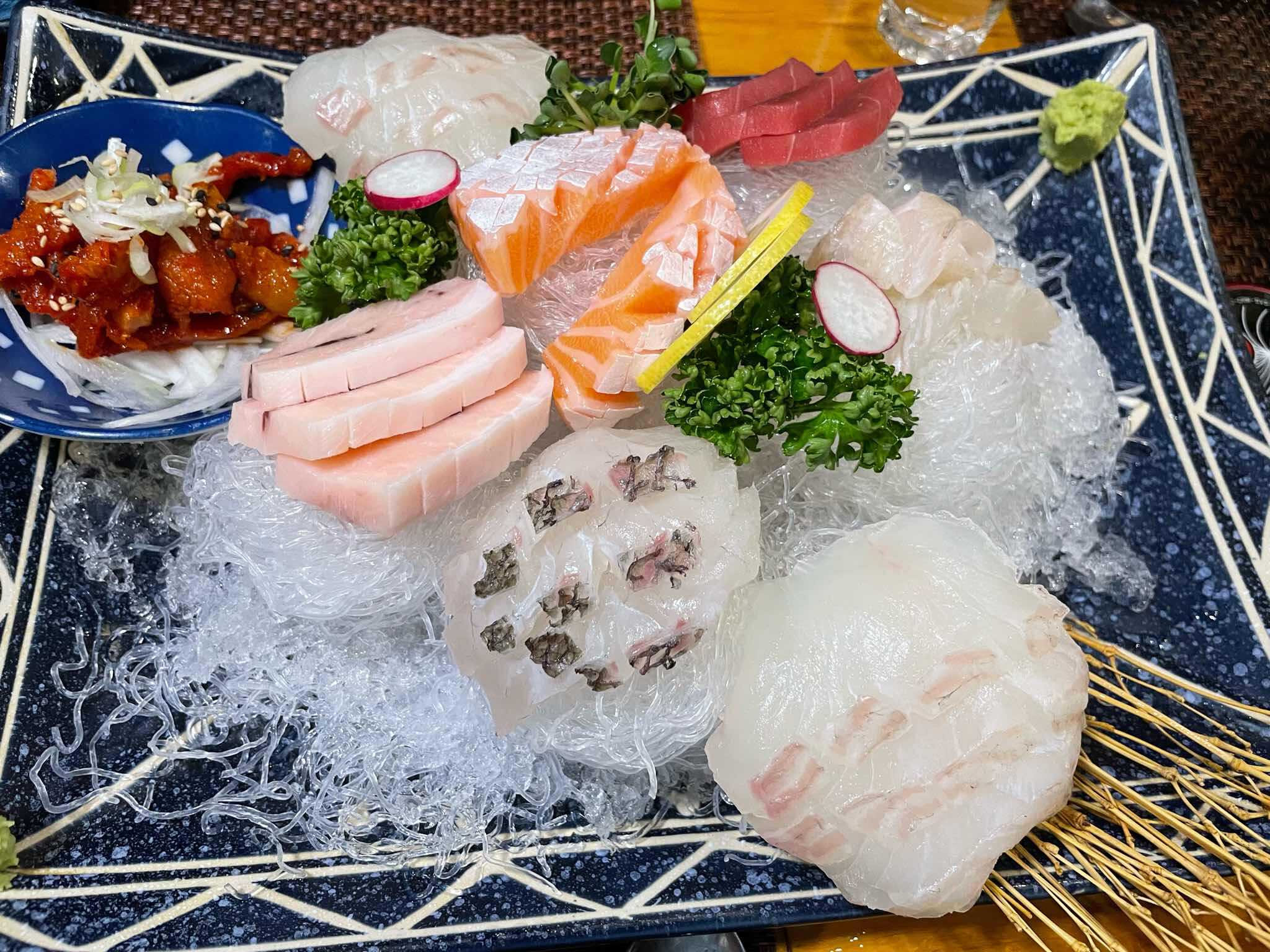 혼밥 20대 주차 40대 횟집 혼술 빅데이터 맛집 검색결과 - 다이닝코드